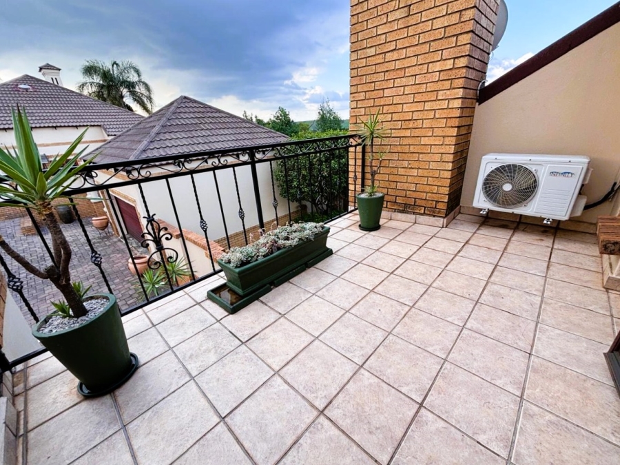 3 Bedroom Property for Sale in Highveld Gauteng