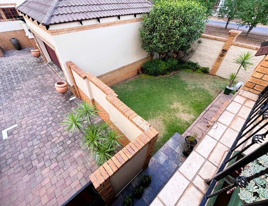 3 Bedroom Property for Sale in Highveld Gauteng