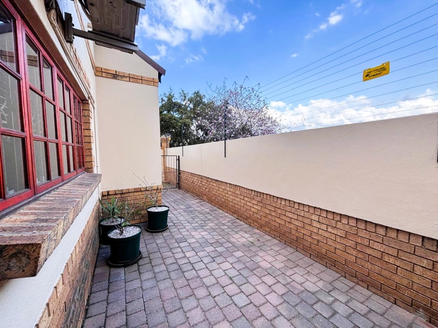 3 Bedroom Property for Sale in Highveld Gauteng