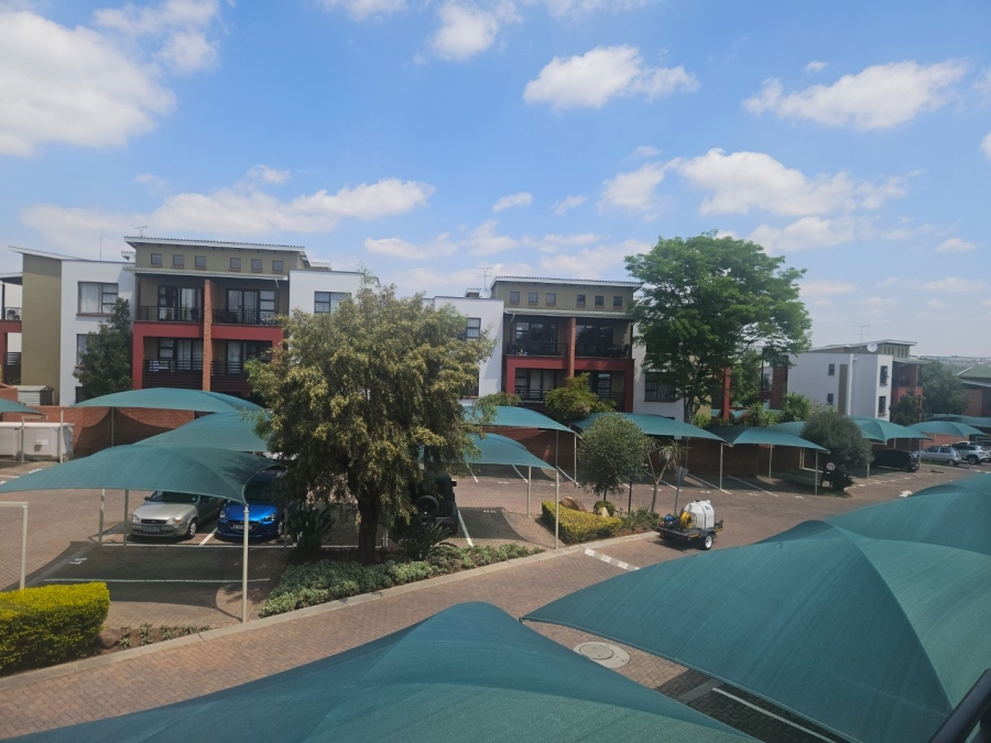 2 Bedroom Property for Sale in Douglasdale Gauteng