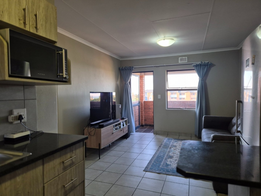 2 Bedroom Property for Sale in Heuweloord Gauteng