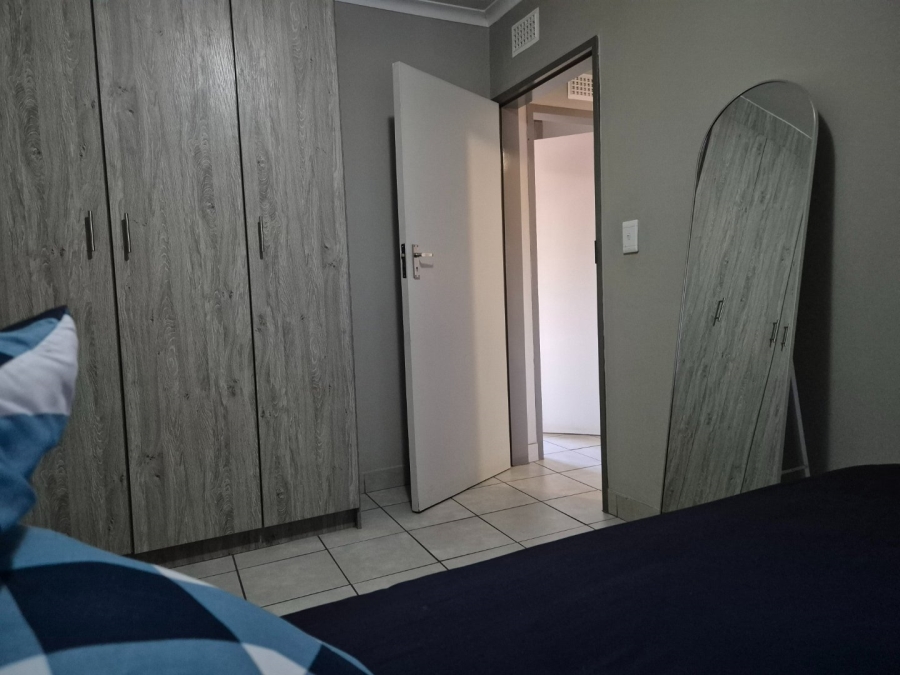 2 Bedroom Property for Sale in Heuweloord Gauteng