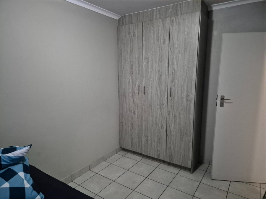 2 Bedroom Property for Sale in Heuweloord Gauteng