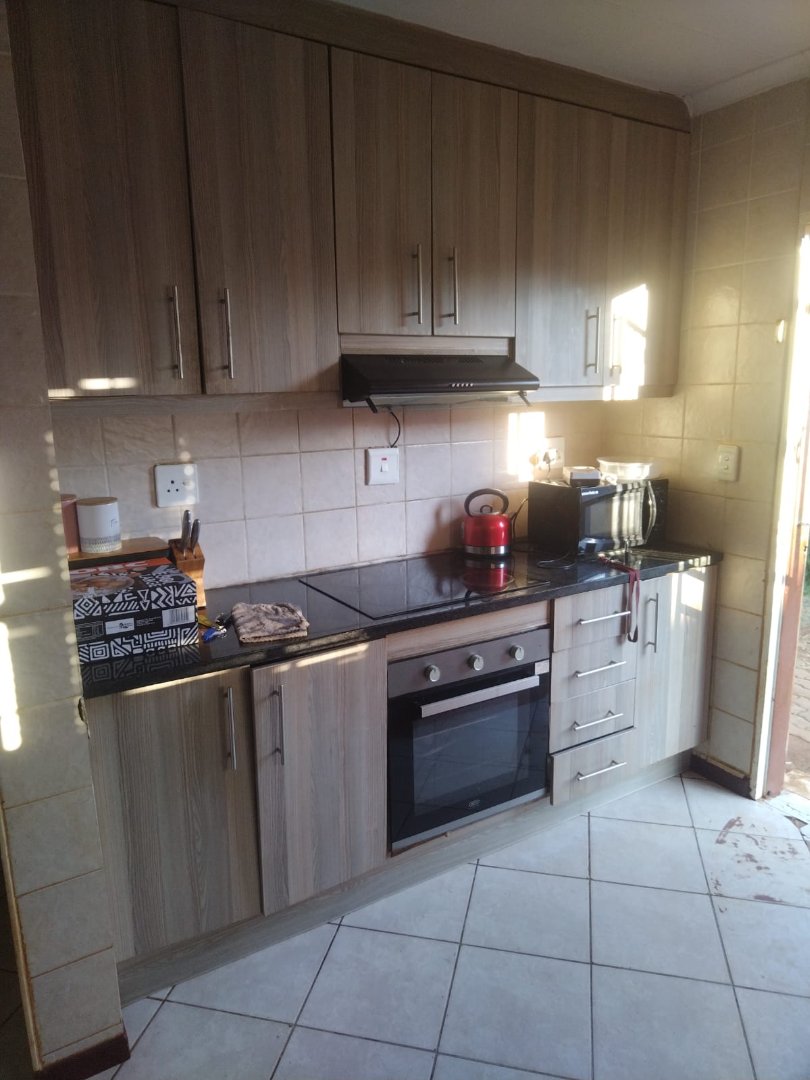 3 Bedroom Property for Sale in The Orchards Gauteng