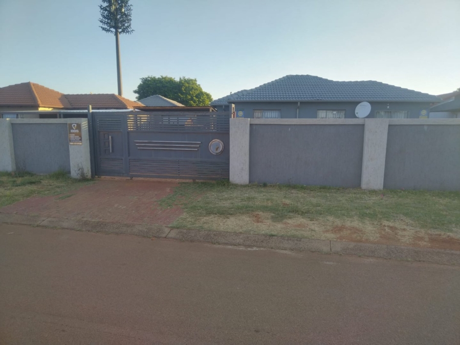 3 Bedroom Property for Sale in The Orchards Gauteng