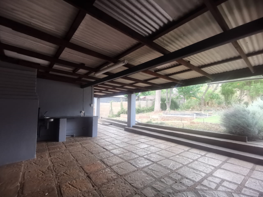 To Let 3 Bedroom Property for Rent in Kensington Gauteng