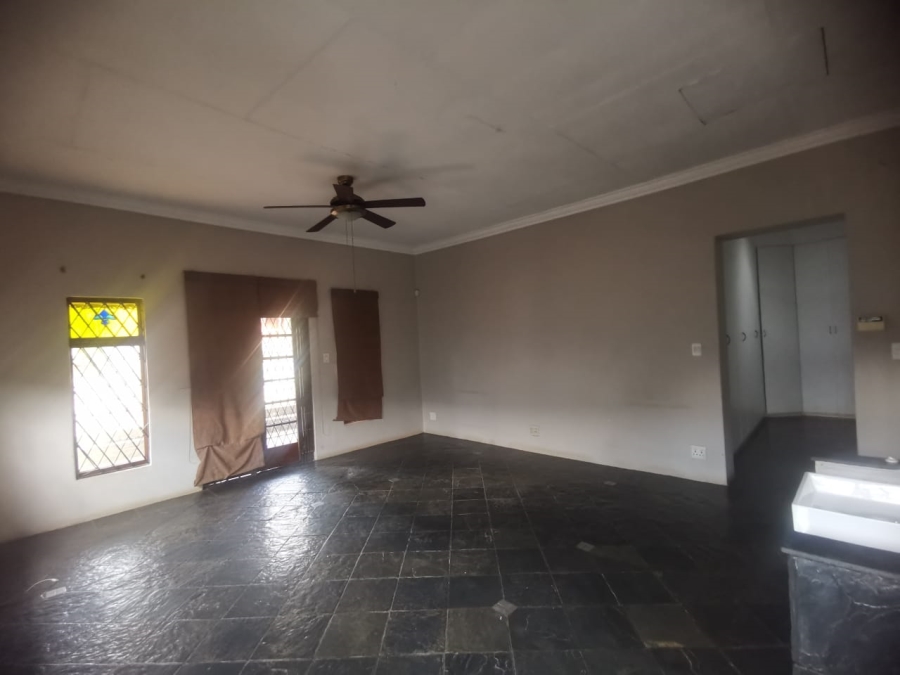 To Let 3 Bedroom Property for Rent in Kensington Gauteng