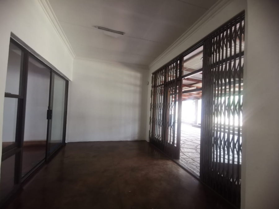 To Let 3 Bedroom Property for Rent in Kensington Gauteng