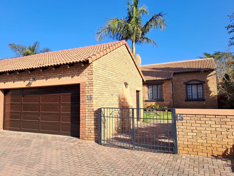 To Let 3 Bedroom Property for Rent in Equestria Gauteng