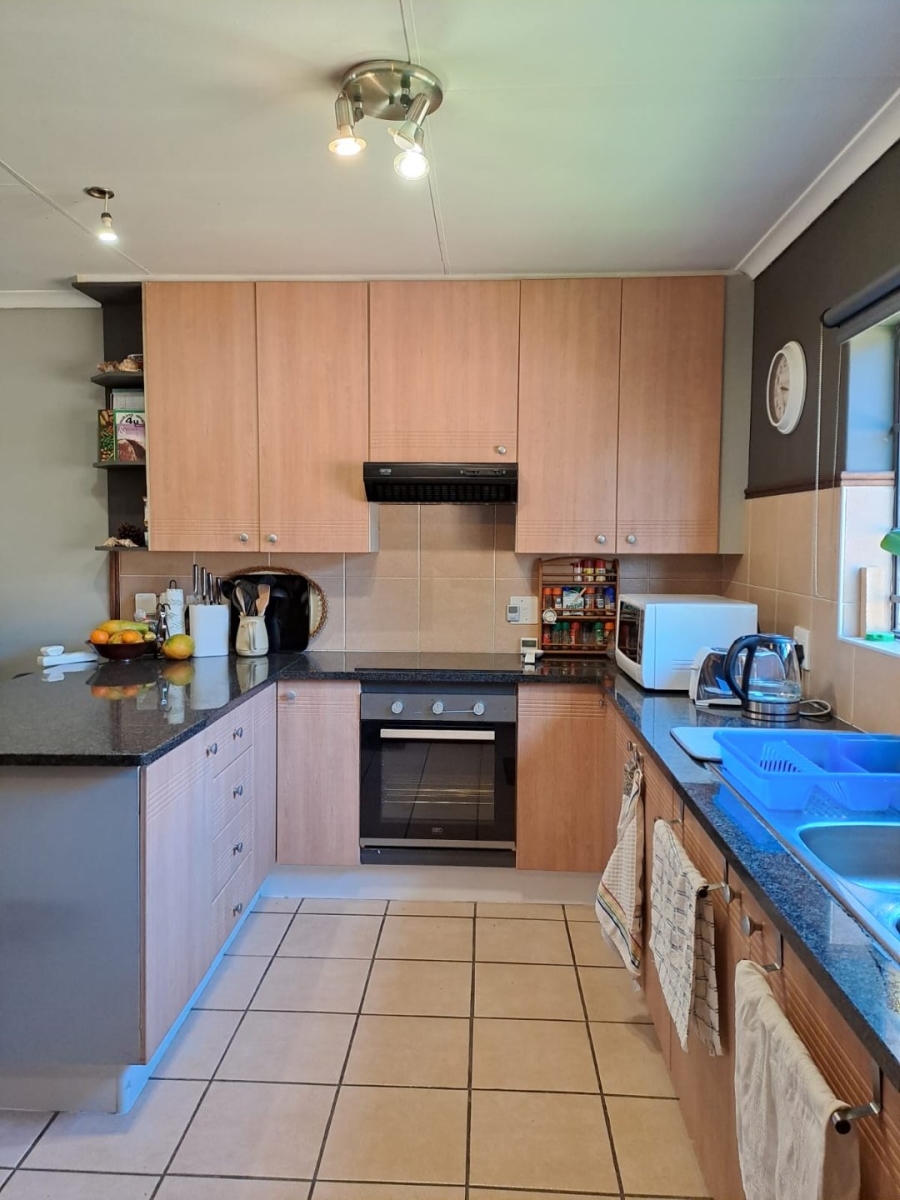 To Let 3 Bedroom Property for Rent in Equestria Gauteng