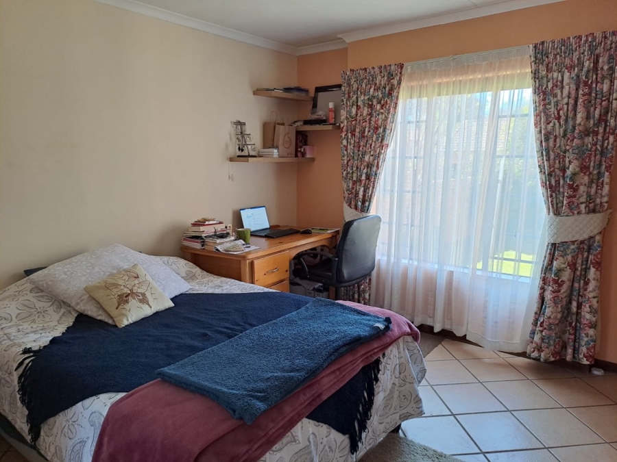 To Let 3 Bedroom Property for Rent in Equestria Gauteng