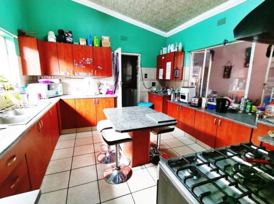 6 Bedroom Property for Sale in Vanderbijlpark SW 5 Gauteng
