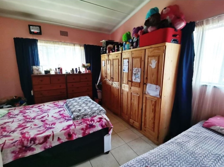 6 Bedroom Property for Sale in Vanderbijlpark SW 5 Gauteng