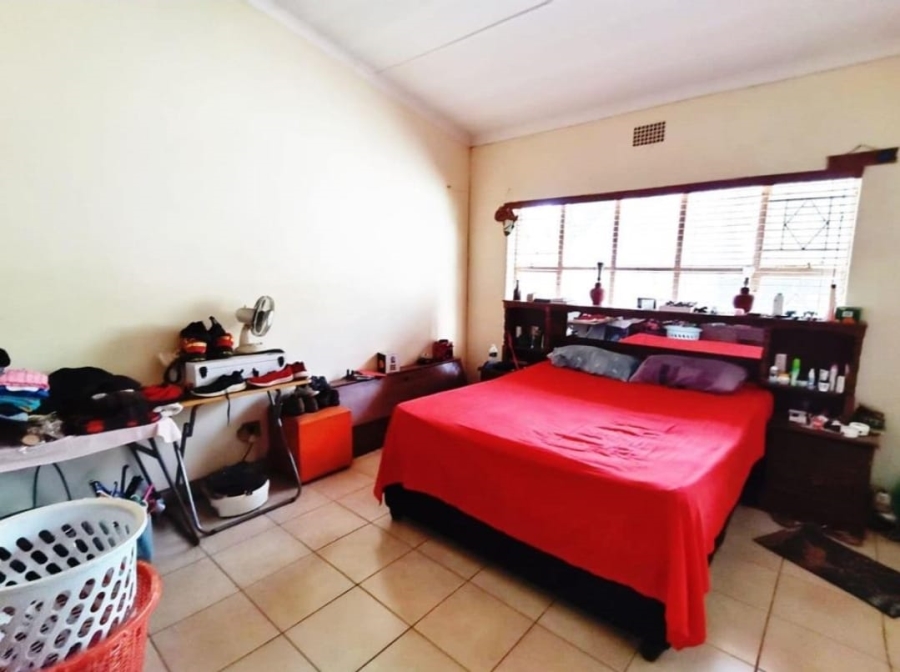 6 Bedroom Property for Sale in Vanderbijlpark SW 5 Gauteng