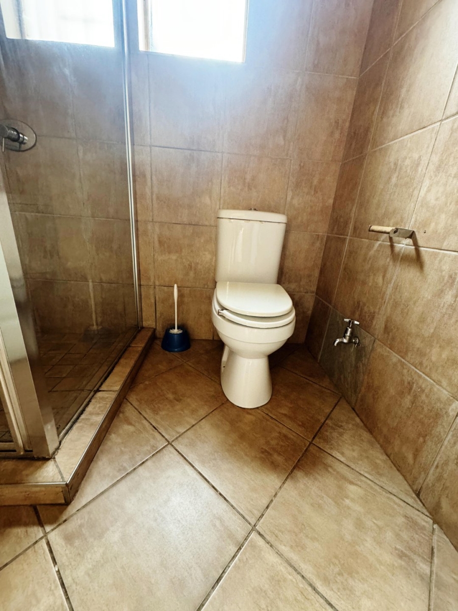 To Let 1 Bedroom Property for Rent in Laudium Ext 2 Gauteng