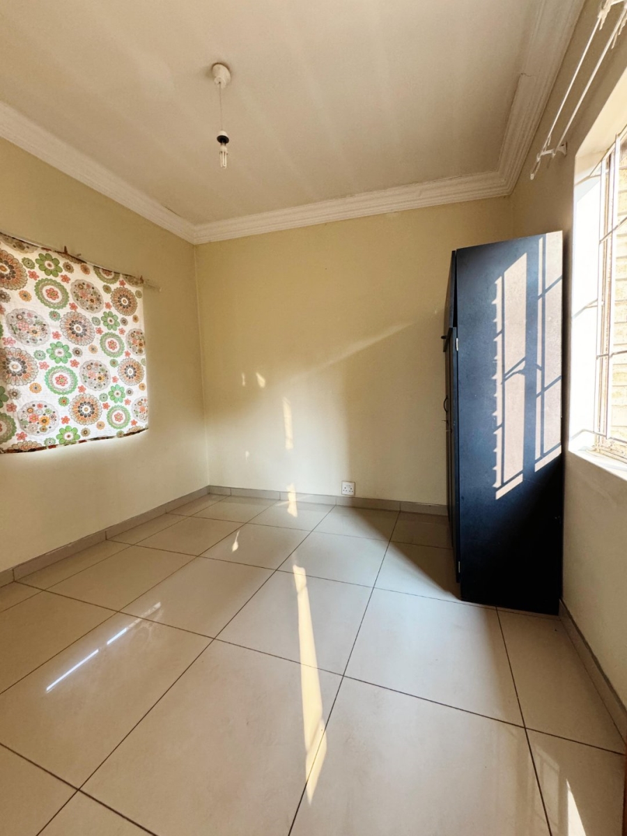 To Let 1 Bedroom Property for Rent in Laudium Ext 2 Gauteng