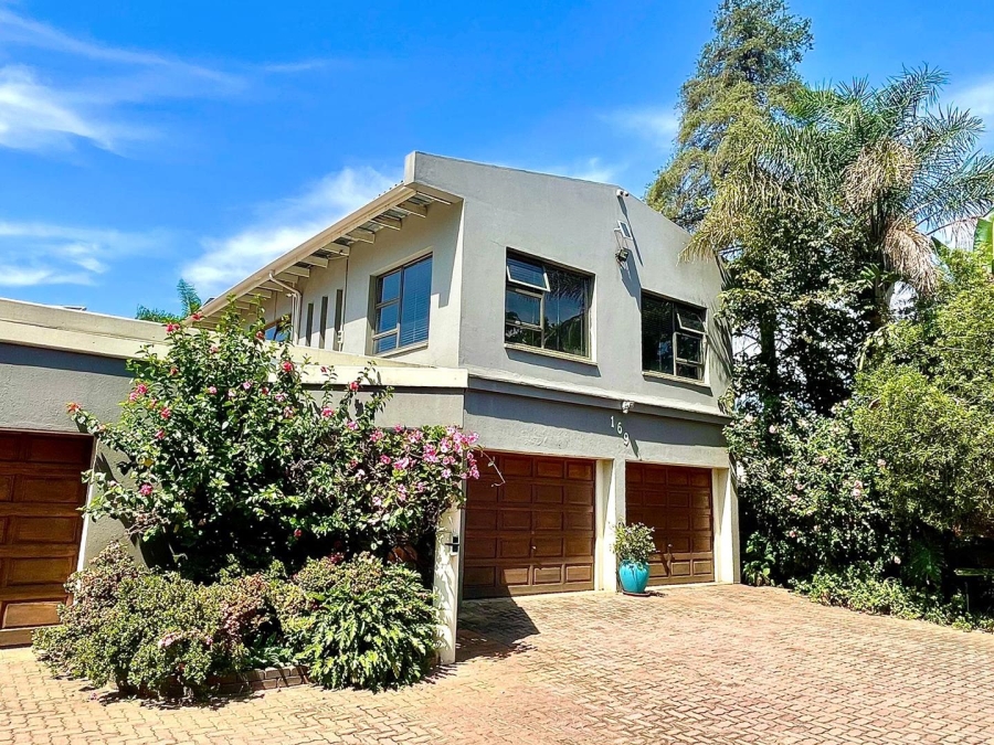 4 Bedroom Property for Sale in Birchleigh Gauteng