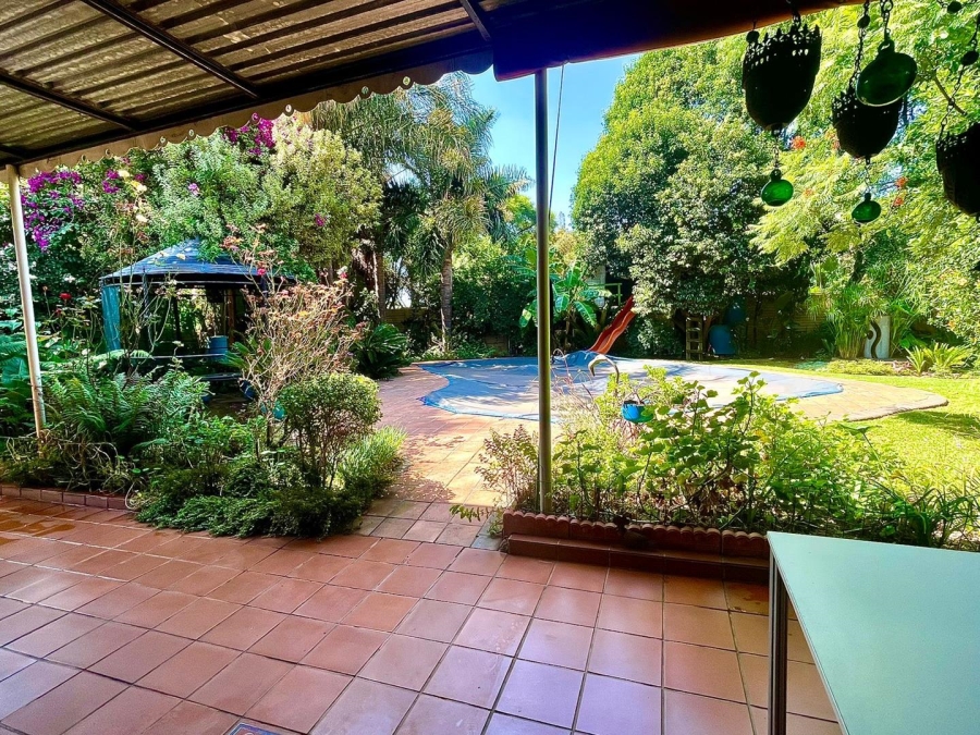 4 Bedroom Property for Sale in Birchleigh Gauteng