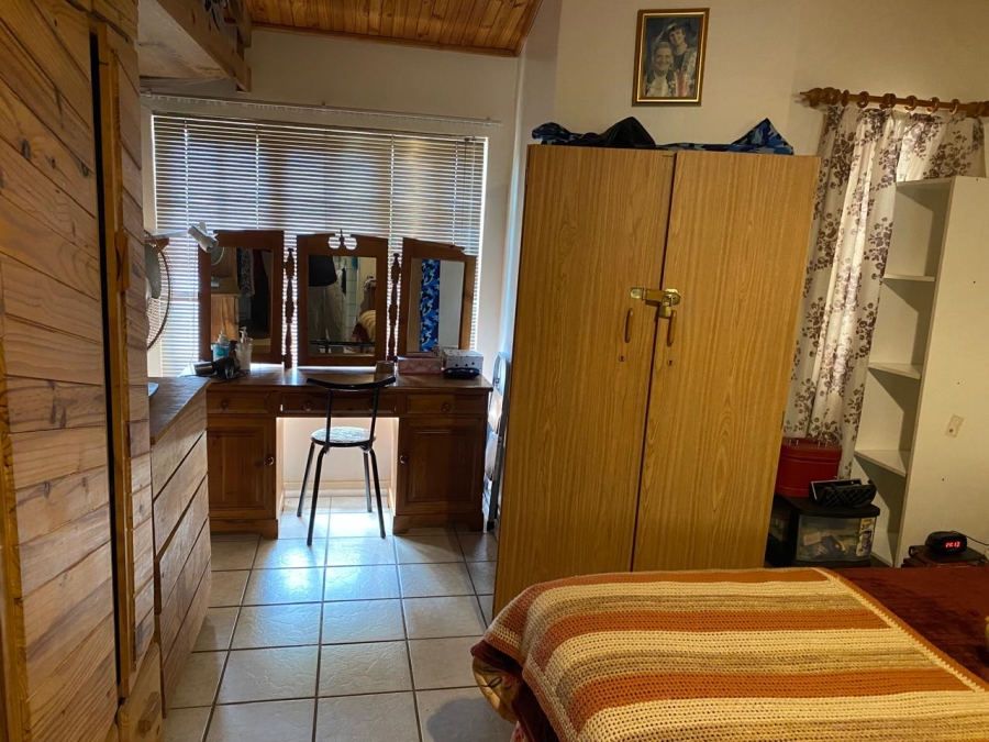 To Let 1 Bedroom Property for Rent in Valhalla Gauteng