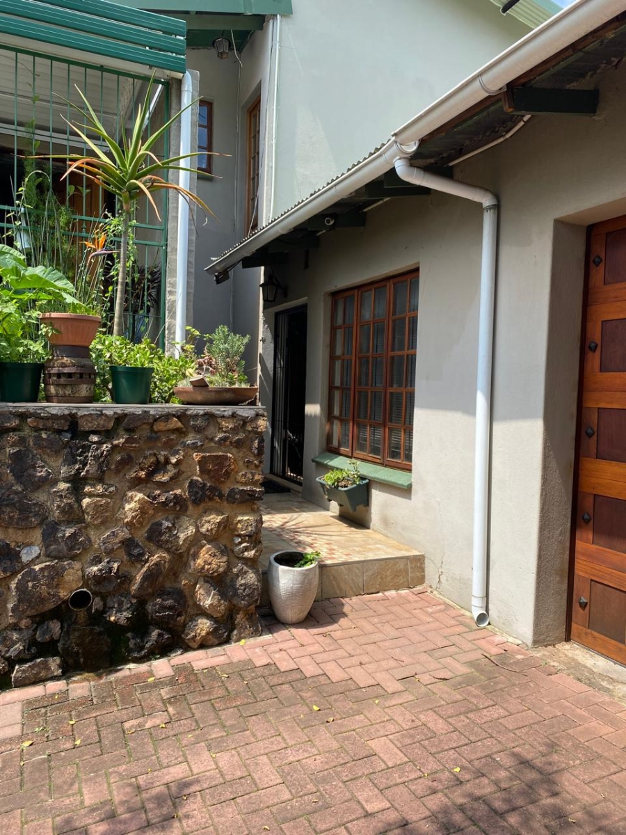 To Let 1 Bedroom Property for Rent in Valhalla Gauteng
