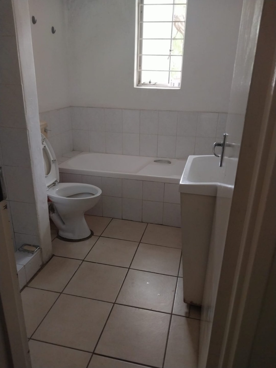 1 Bedroom Property for Sale in Hatfield Gauteng