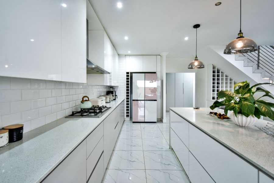 4 Bedroom Property for Sale in Lombardy Gauteng