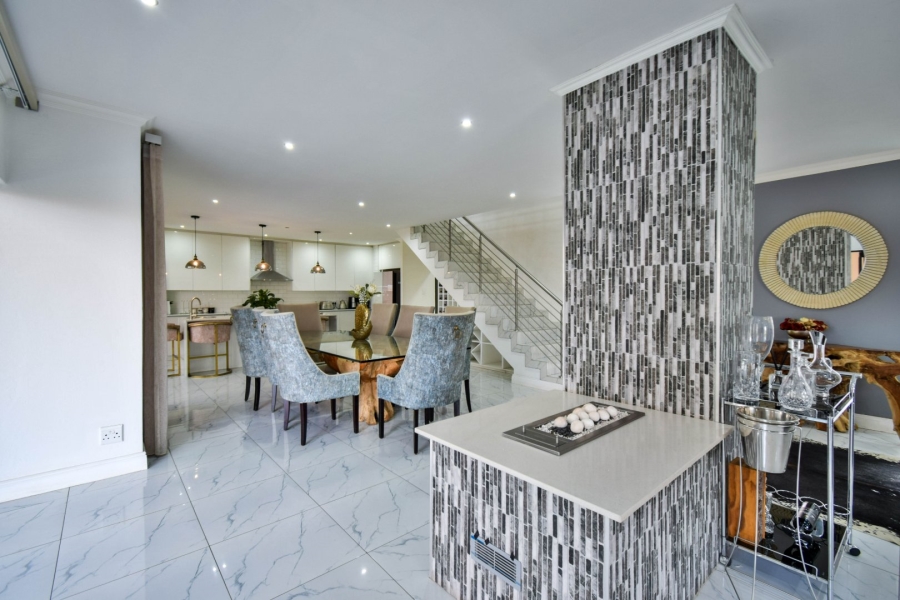 4 Bedroom Property for Sale in Lombardy Gauteng