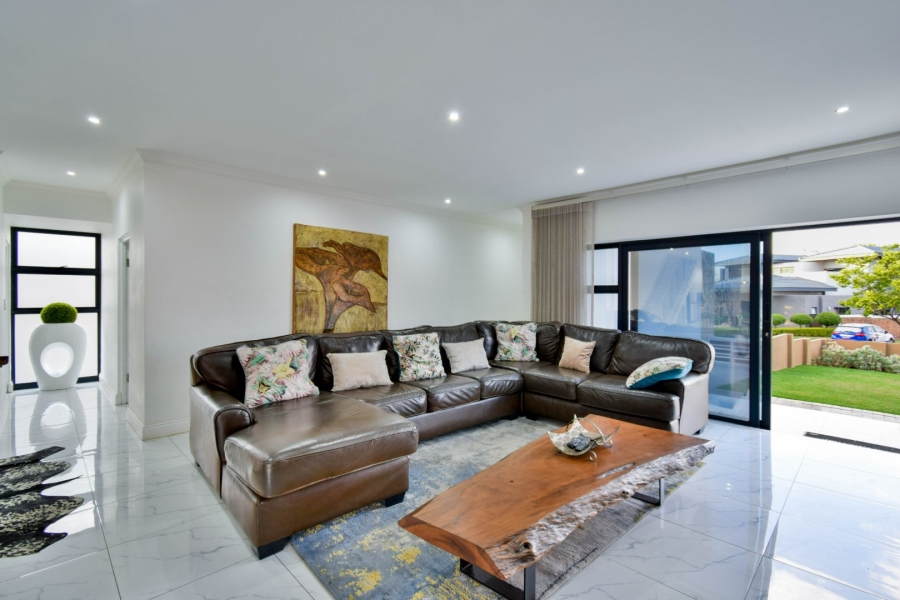 4 Bedroom Property for Sale in Lombardy Gauteng