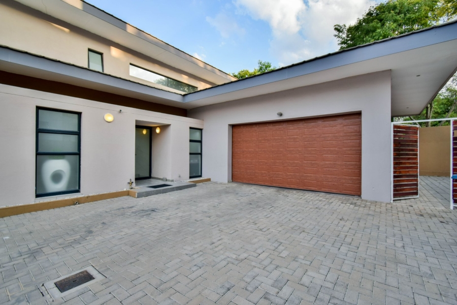 4 Bedroom Property for Sale in Lombardy Gauteng