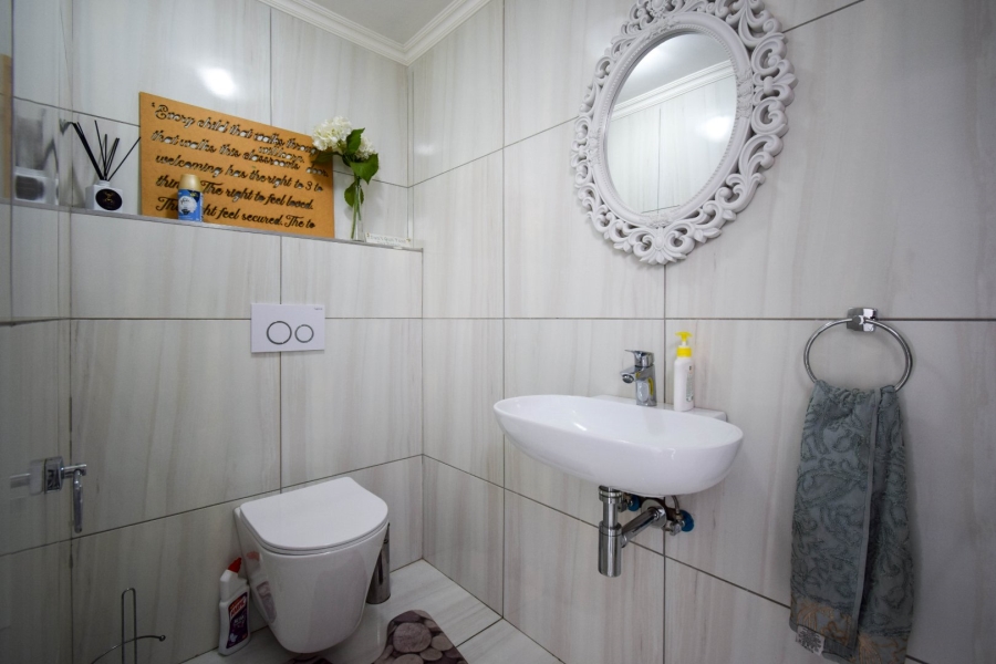 4 Bedroom Property for Sale in Lombardy Gauteng