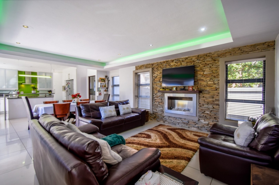 5 Bedroom Property for Sale in The Hills Game Reserve Estate Gauteng