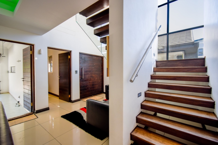 5 Bedroom Property for Sale in The Hills Game Reserve Estate Gauteng