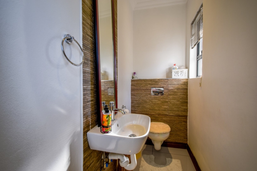 5 Bedroom Property for Sale in The Hills Game Reserve Estate Gauteng