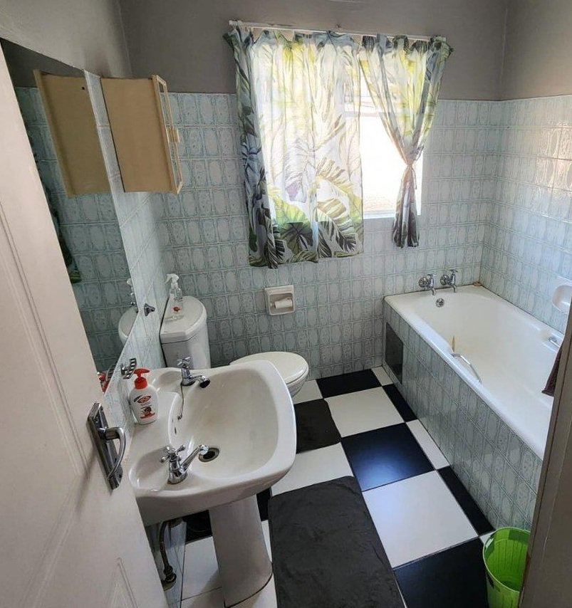 To Let commercial Property for Rent in Silverton Gauteng