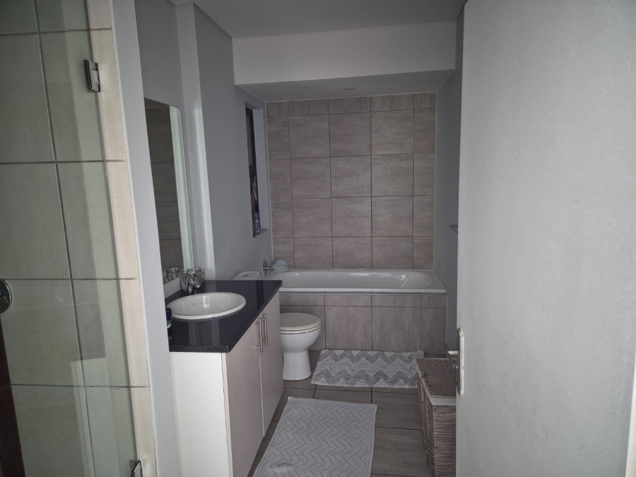 2 Bedroom Property for Sale in Paradiso Gauteng