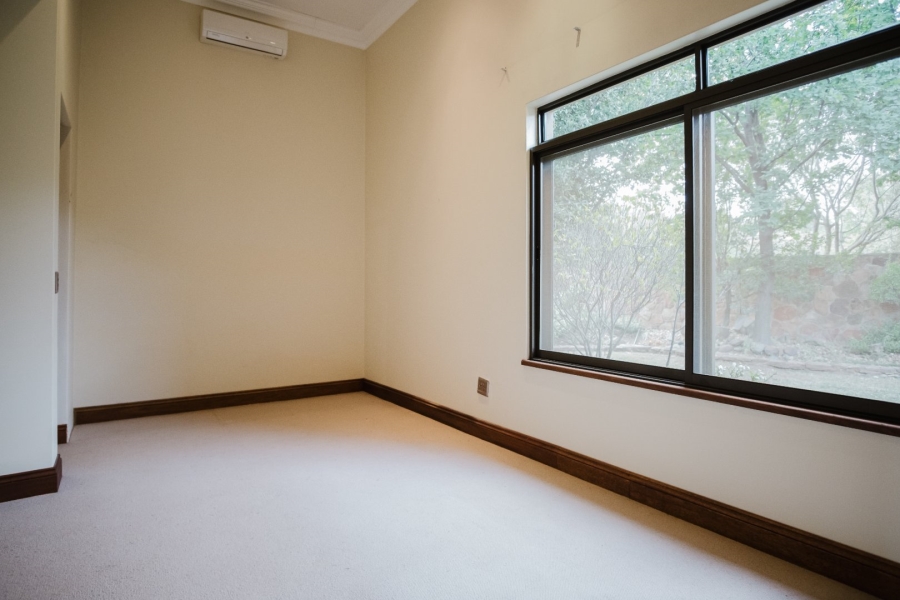 5 Bedroom Property for Sale in Meyersdal Eco Estate Gauteng