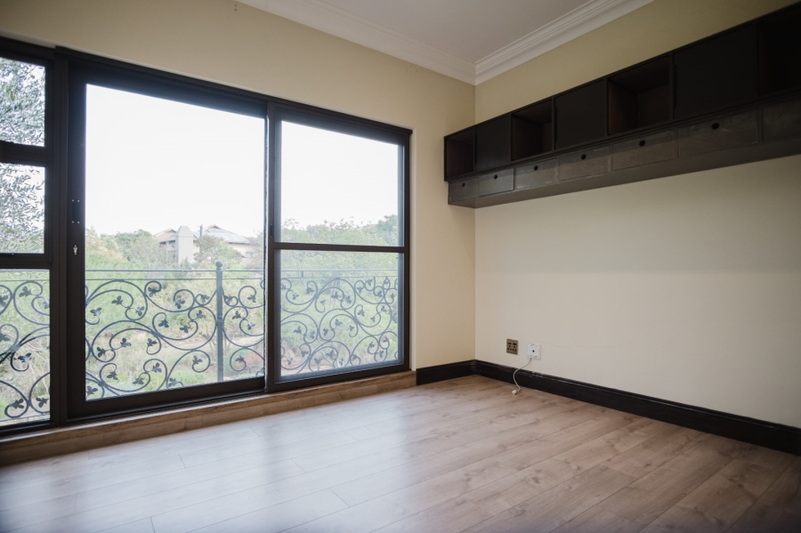 5 Bedroom Property for Sale in Meyersdal Eco Estate Gauteng