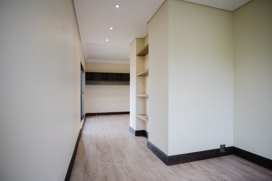 5 Bedroom Property for Sale in Meyersdal Eco Estate Gauteng
