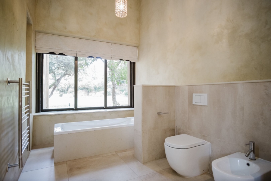 5 Bedroom Property for Sale in Meyersdal Eco Estate Gauteng