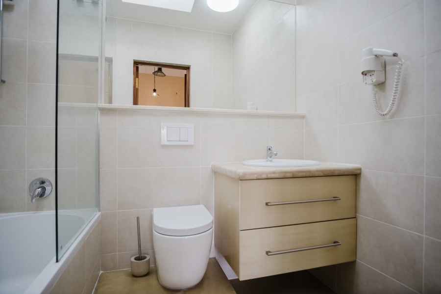 5 Bedroom Property for Sale in Meyersdal Eco Estate Gauteng