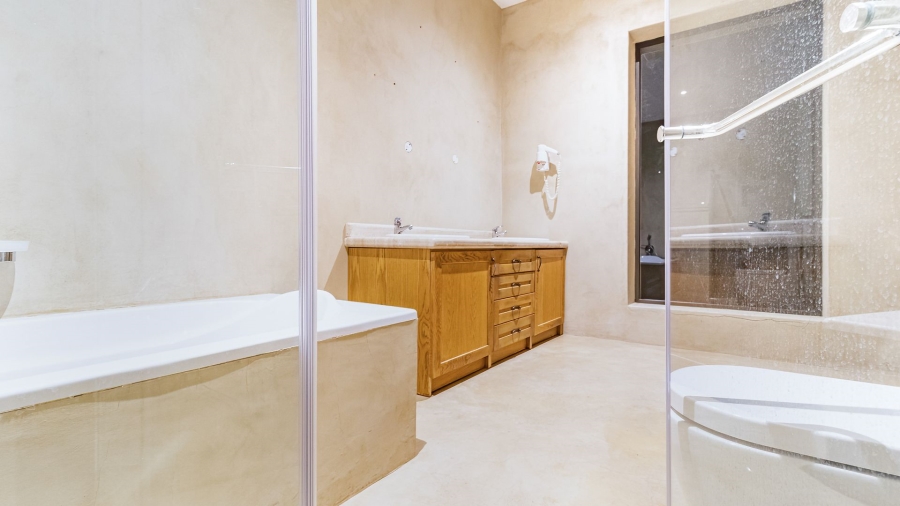 5 Bedroom Property for Sale in Meyersdal Eco Estate Gauteng