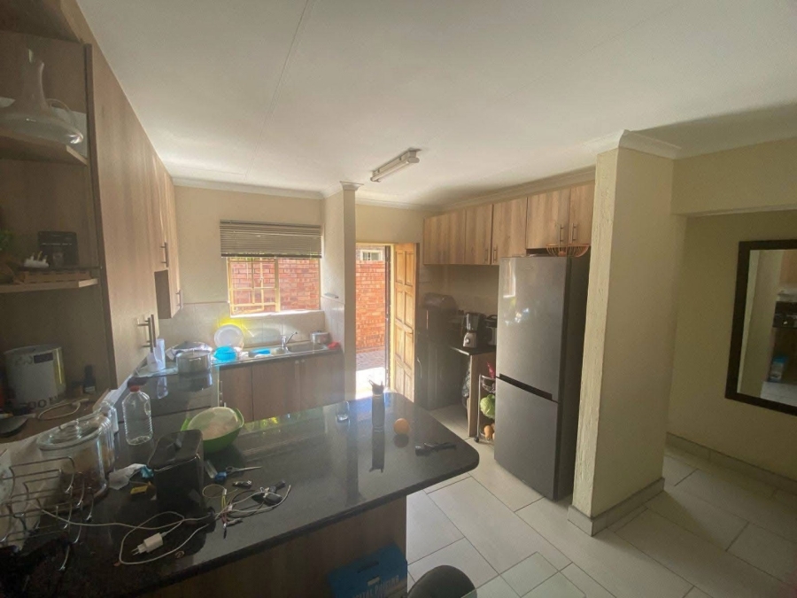3 Bedroom Property for Sale in Heuwelsig Estate Gauteng