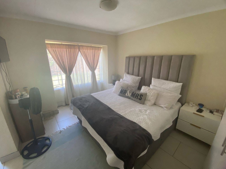 3 Bedroom Property for Sale in Heuwelsig Estate Gauteng