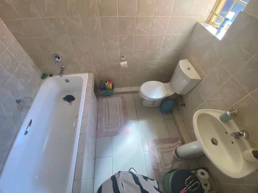 3 Bedroom Property for Sale in Heuwelsig Estate Gauteng