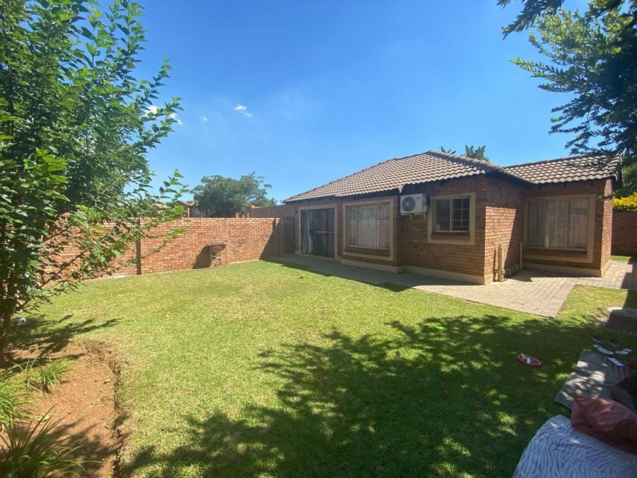3 Bedroom Property for Sale in Heuwelsig Estate Gauteng