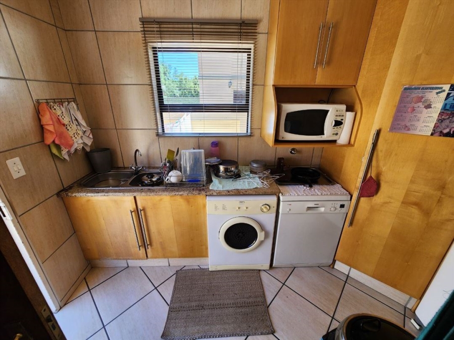 4 Bedroom Property for Sale in Van Riebeeck Park Gauteng