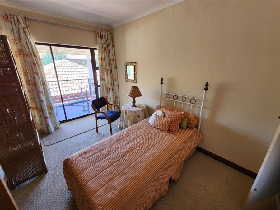 4 Bedroom Property for Sale in Van Riebeeck Park Gauteng