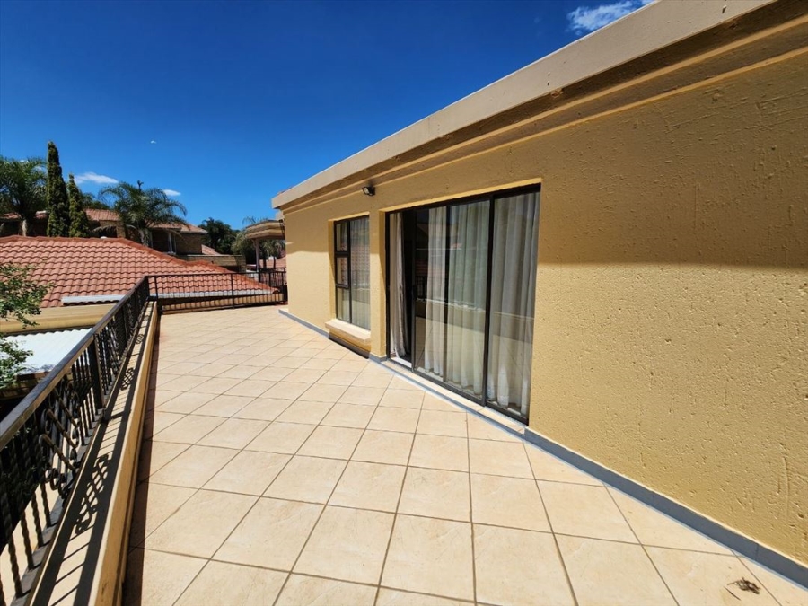 4 Bedroom Property for Sale in Van Riebeeck Park Gauteng