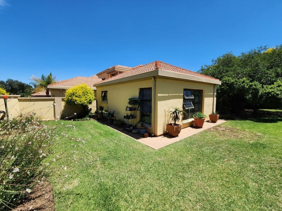 4 Bedroom Property for Sale in Van Riebeeck Park Gauteng