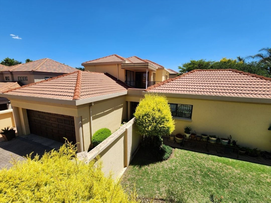 4 Bedroom Property for Sale in Van Riebeeck Park Gauteng